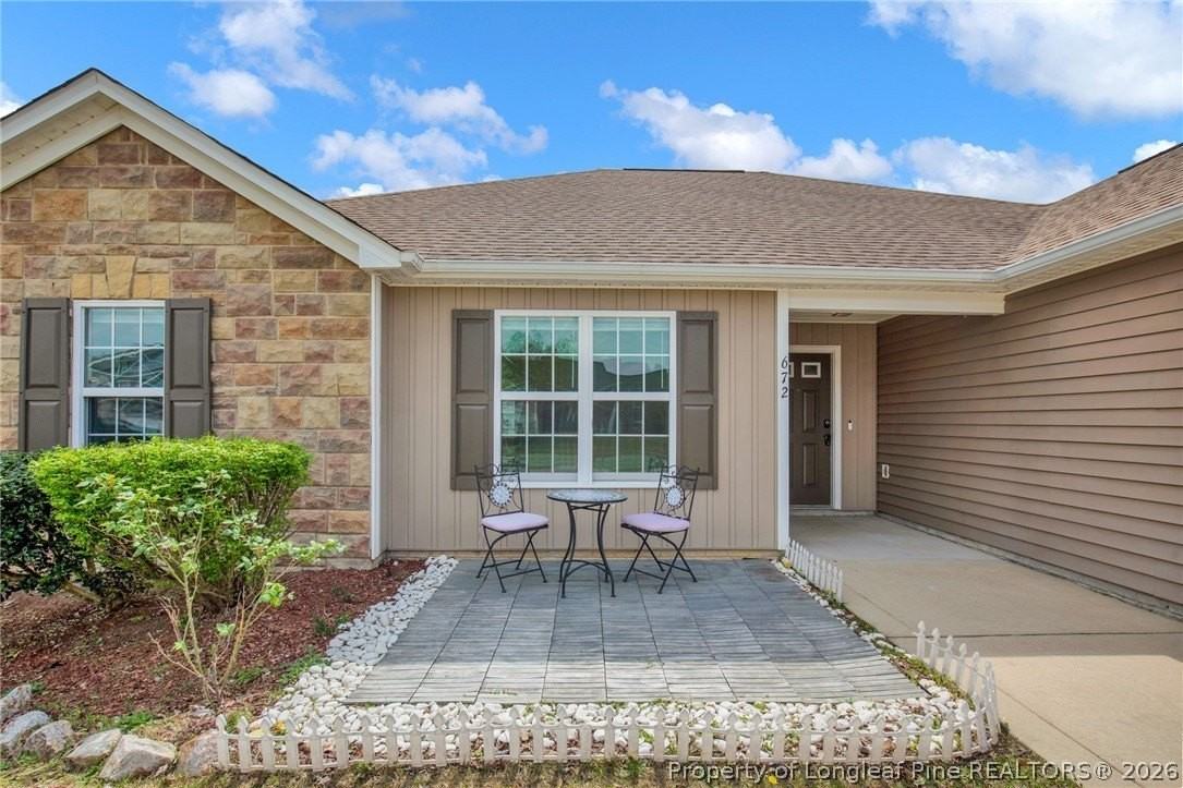 672 Hogart St - Photo 2 of 28