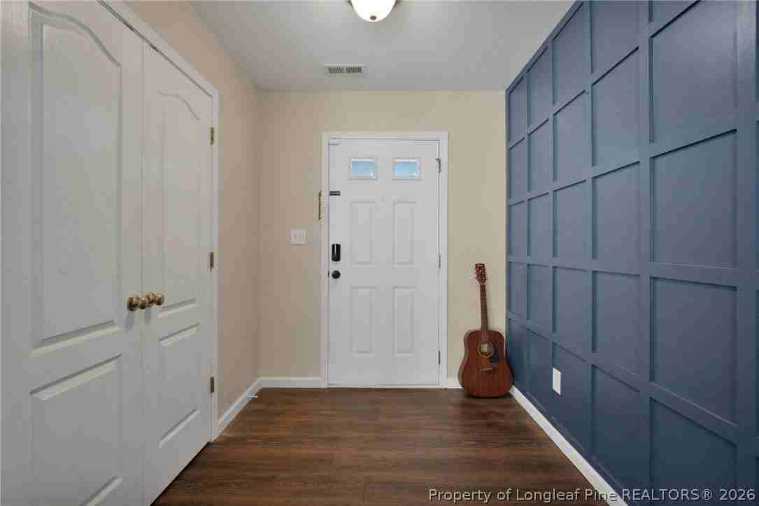 672 Hogart St - Photo 3 of 28