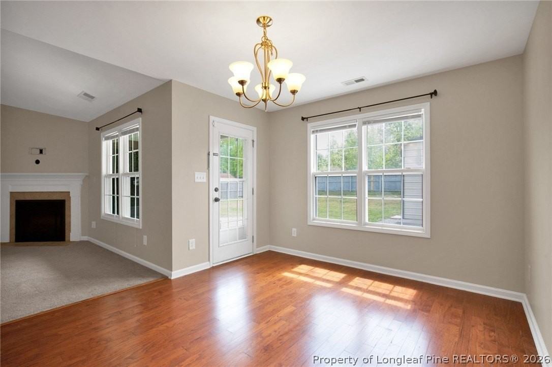 672 Hogart St - Photo 6 of 28