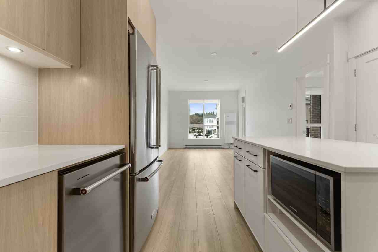 2771 Montrose Avenue #209 - Photo 6 of 42