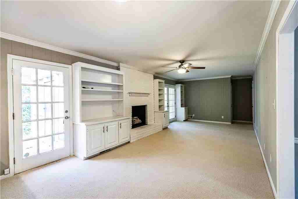 2418 Sagamore Hills Dr - Photo 5 of 30