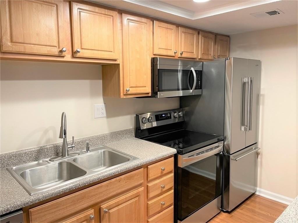 2039 Chastain Park Ct Ne - Photo 3 of 17