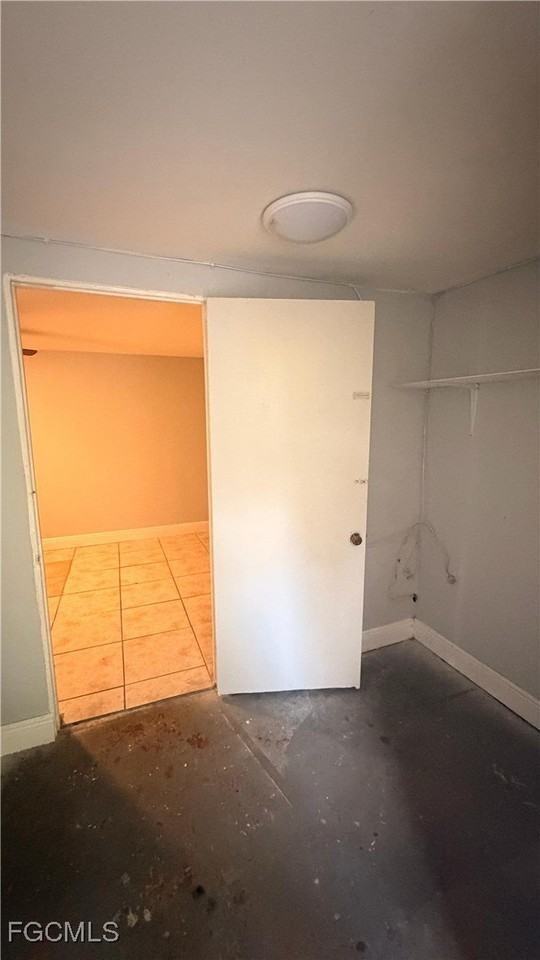2181 Coronet St - Photo 3 of 15