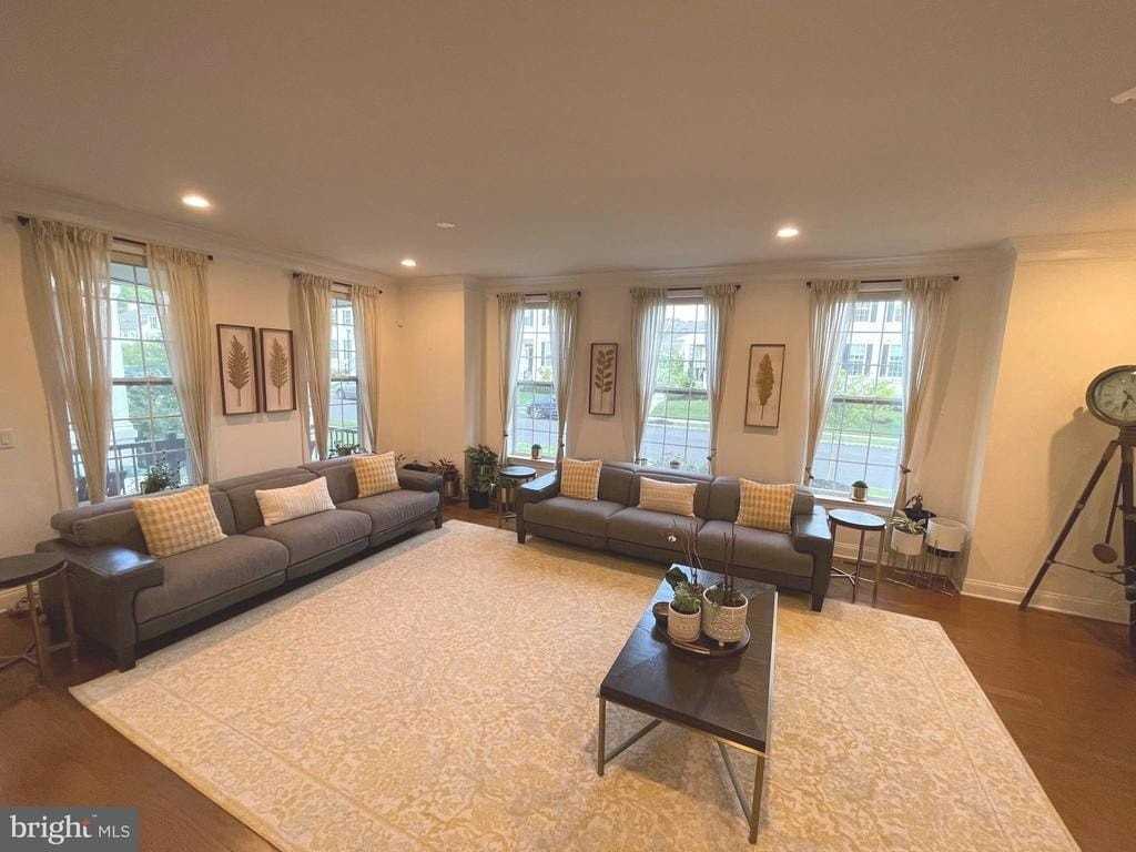 17 Peacock Way - Photo 5 of 44