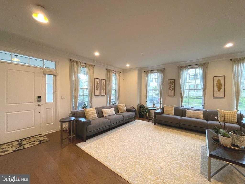 17 Peacock Way - Photo 6 of 44