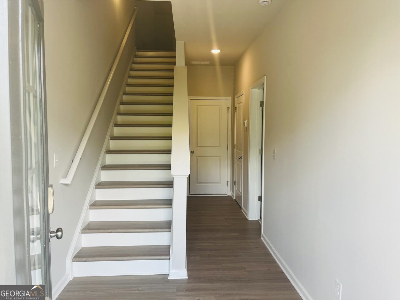 33 Cobalt Ln - Photo 3 of 38