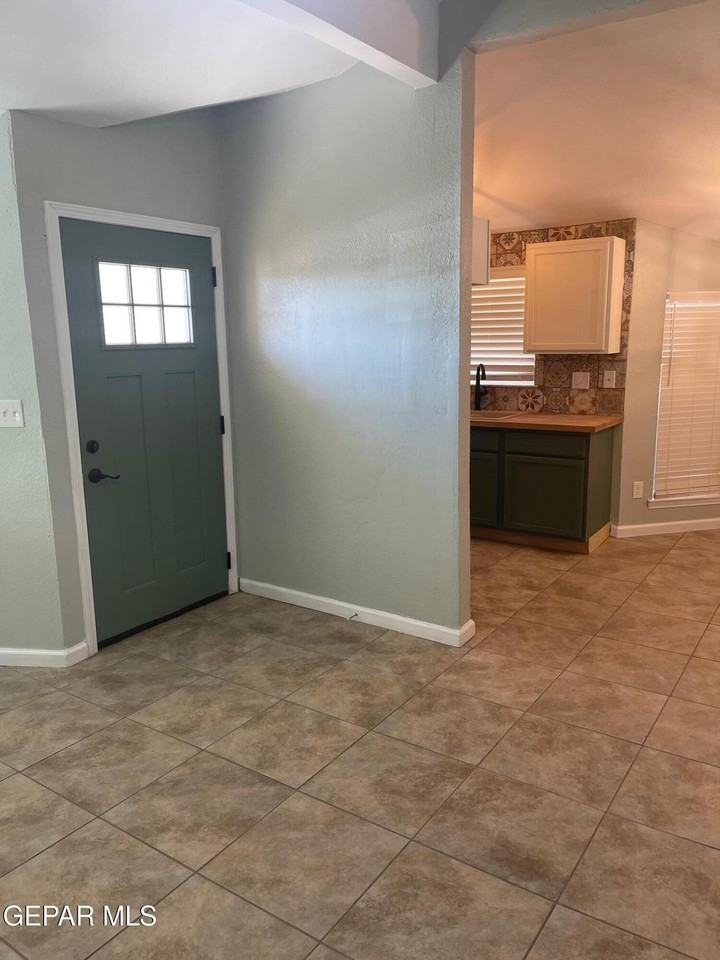 1516 Greg Powers Dr Unit B - Photo 5 of 22