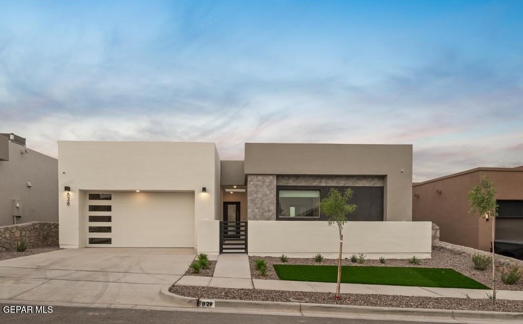 828 Acton St Unit 1 - Photo 3 of 50