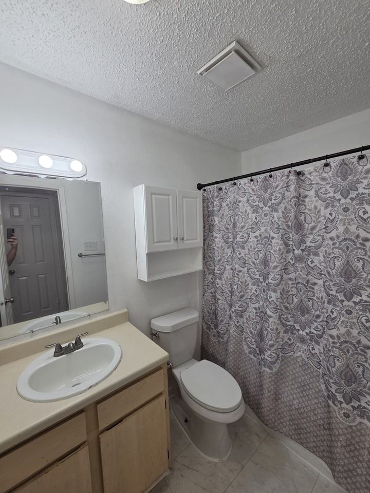 Harbour Apts** - Photo 2 of 10