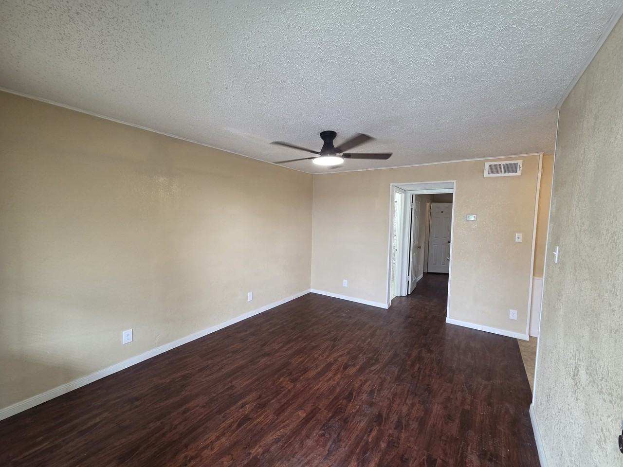 Harbour Apts** - Photo 6 of 10