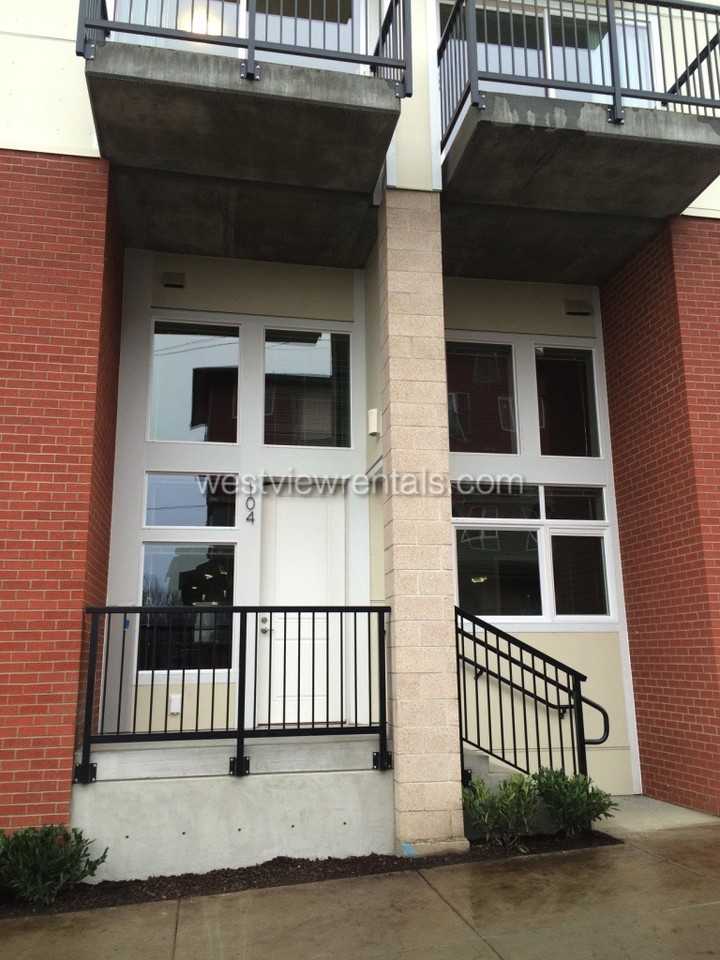 Condor - Photo 2 of 50