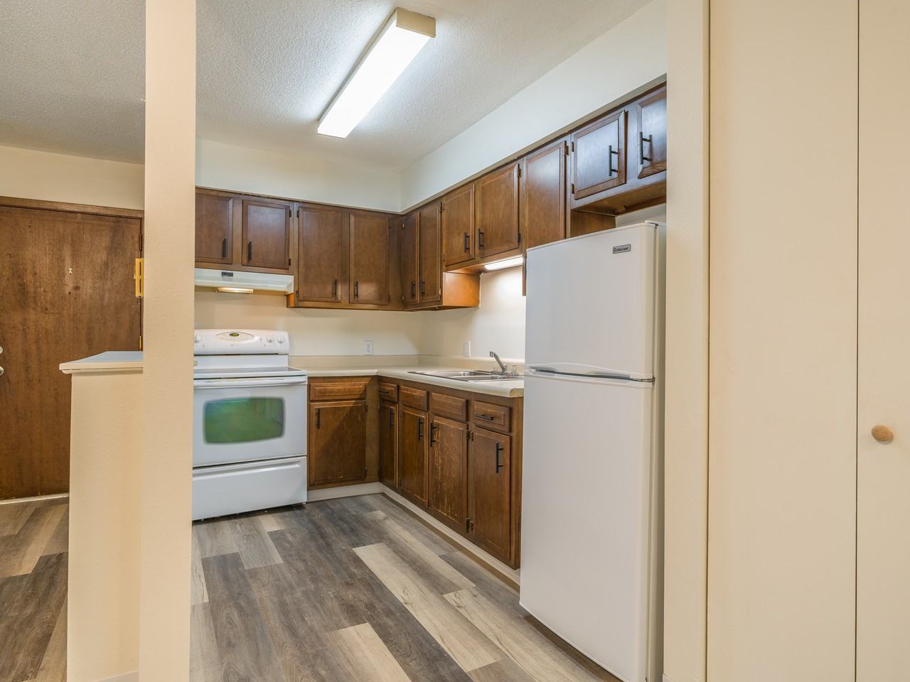 208 and 302 Franke Street - Photo 3 of 8