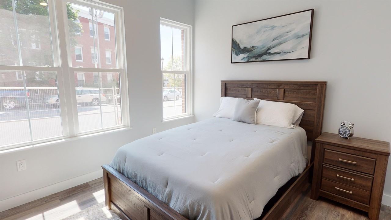 231 Washington - Photo 2 of 29