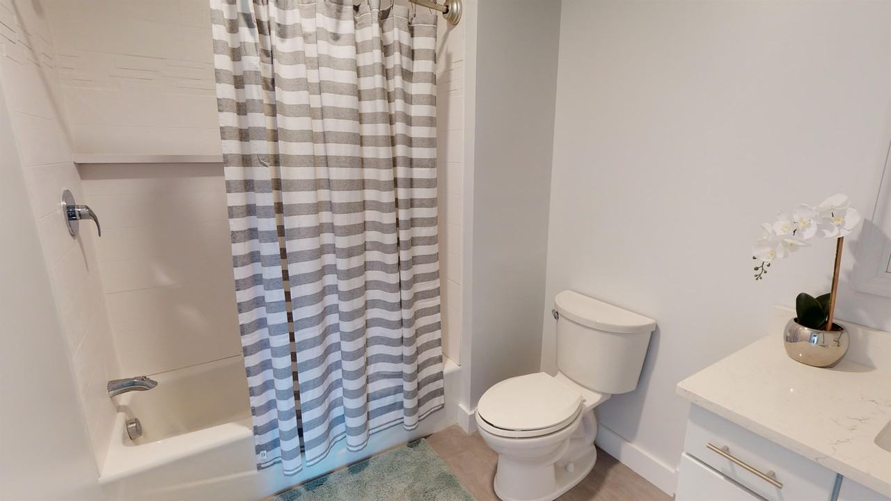 231 Washington - Photo 3 of 29