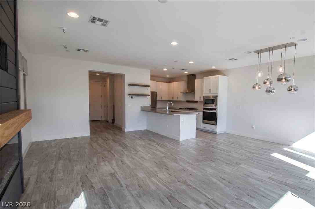 11331 Gravitation Dr - Photo 6 of 50