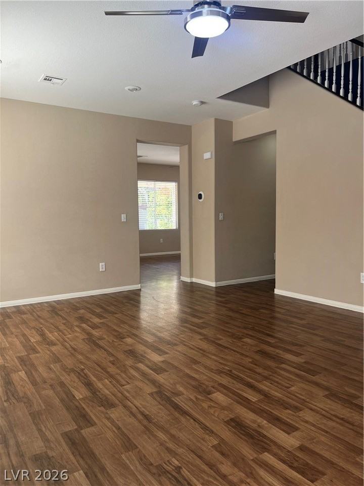 7725 Littondale St - Photo 5 of 40