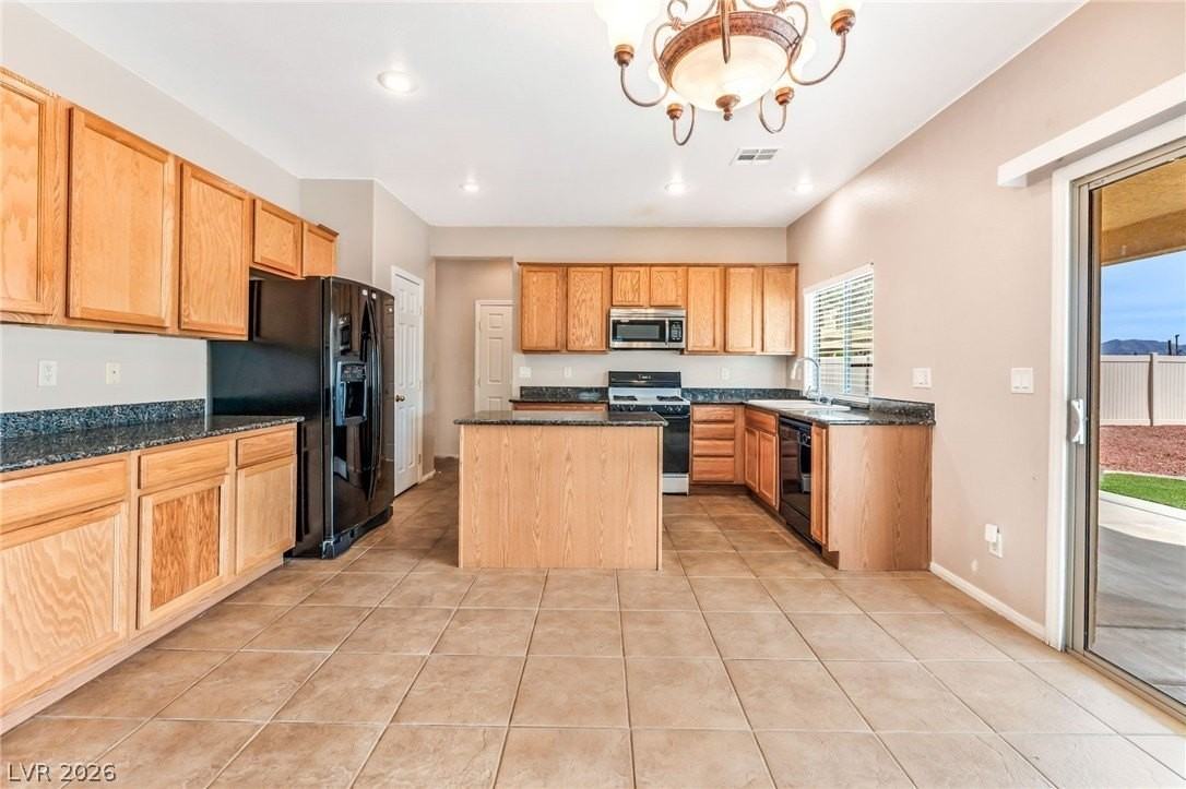 3329 Green Ice Ave - Photo 5 of 22