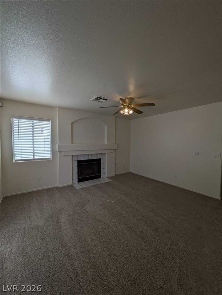 2462 Cavern Cove Way - Photo 4 of 29