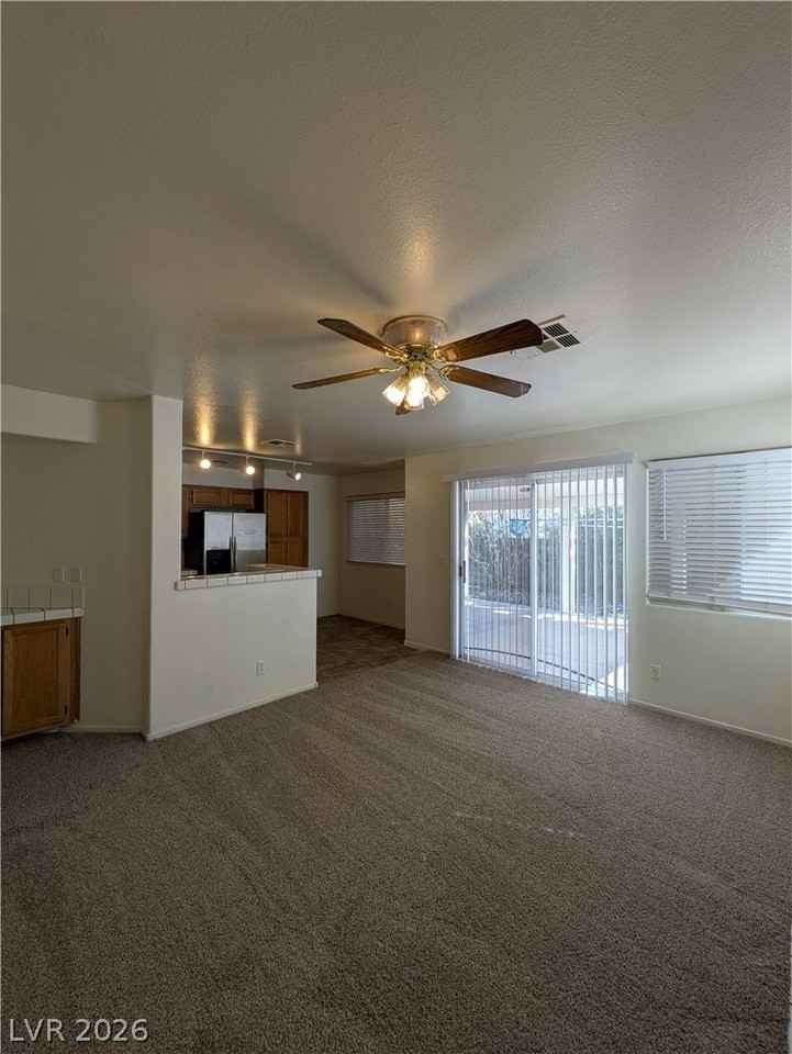 2462 Cavern Cove Way - Photo 5 of 29