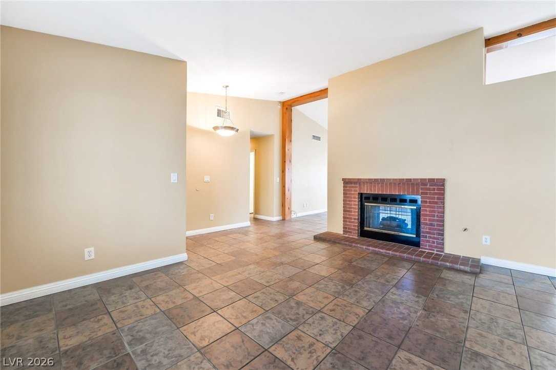 731 Autumn Moon Dr - Photo 4 of 25