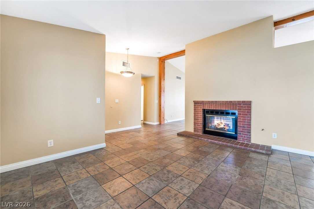 731 Autumn Moon Dr - Photo 5 of 25