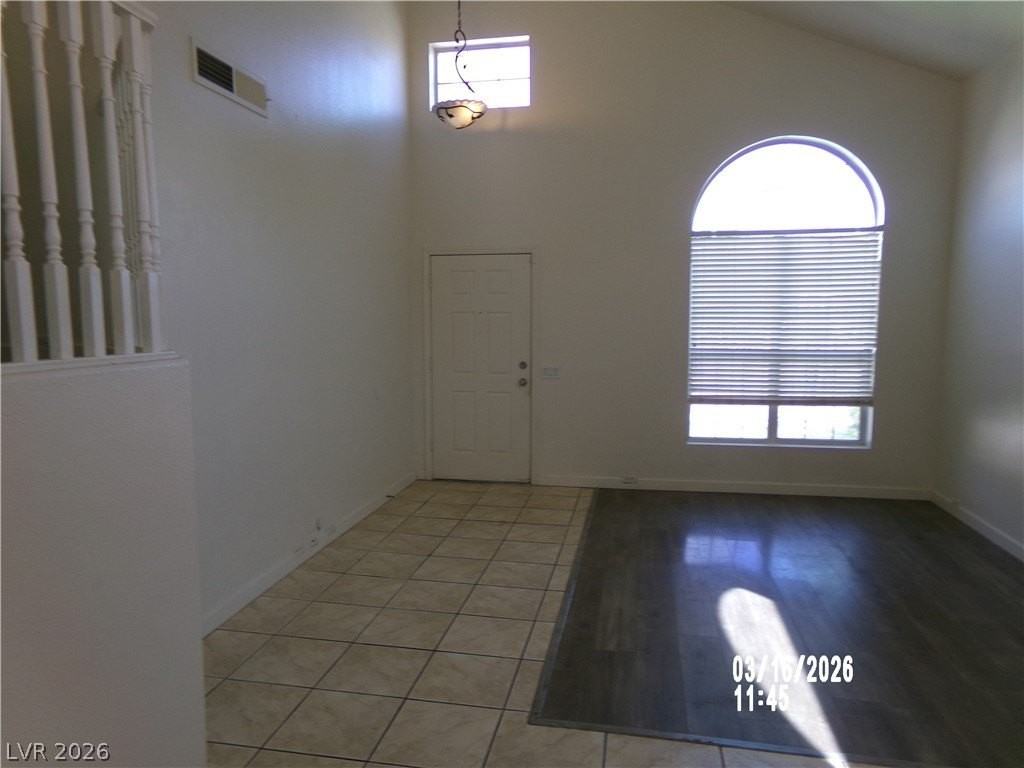 8305 Sea Glen Dr - Photo 3 of 37