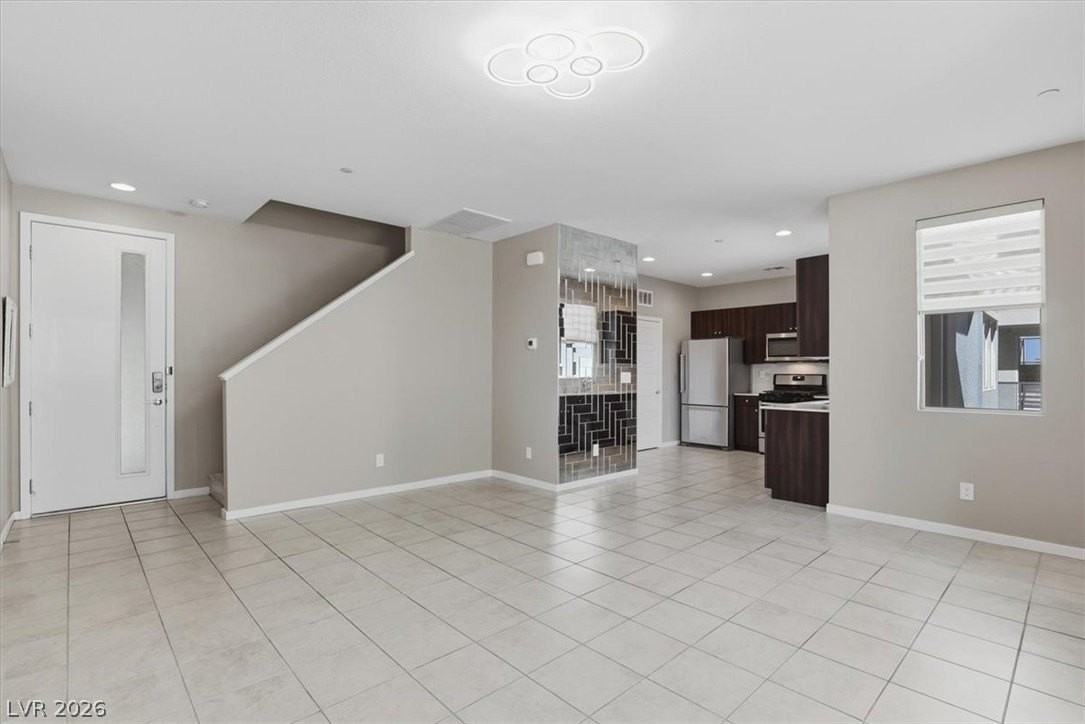 11230 Hidden Peak Ave #211 - Photo 7 of 47