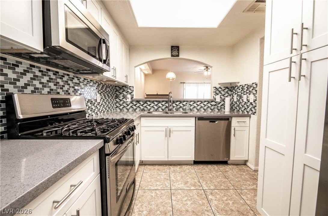 363 Seine Way #1312 - Photo 4 of 23