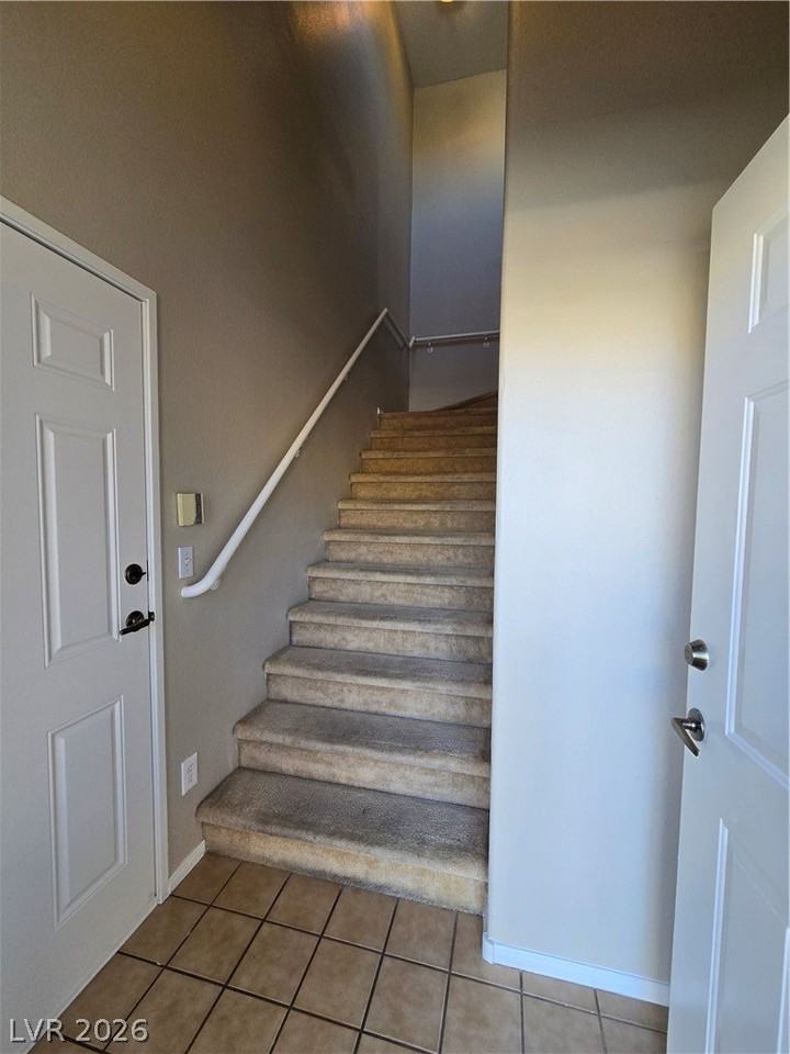 5855 Valley Dr #2076 - Photo 3 of 28