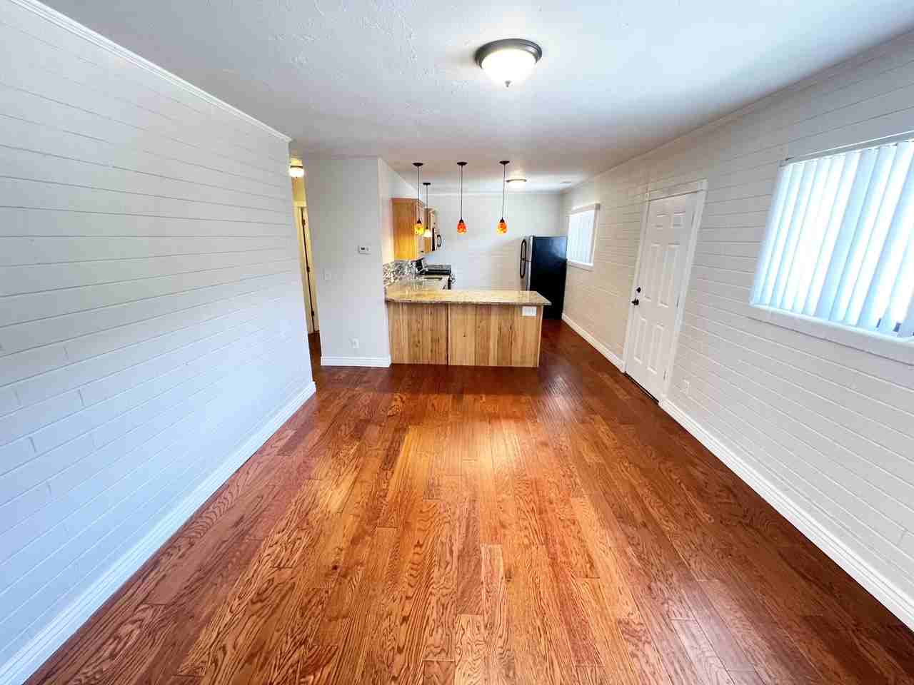 Bennett 6-plex - Photo 7 of 40