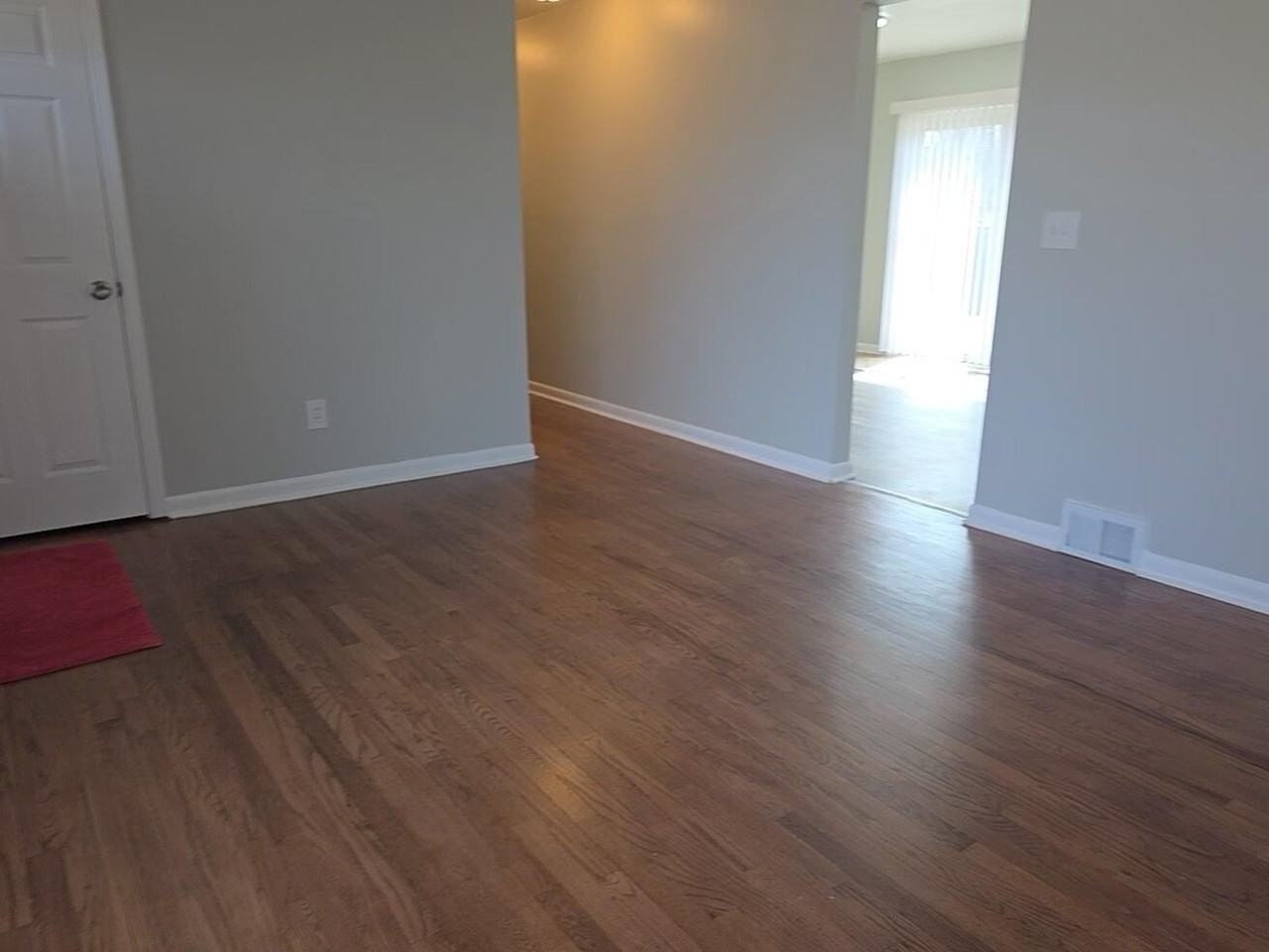 1962 Mary Catherine St - Photo 3 of 17