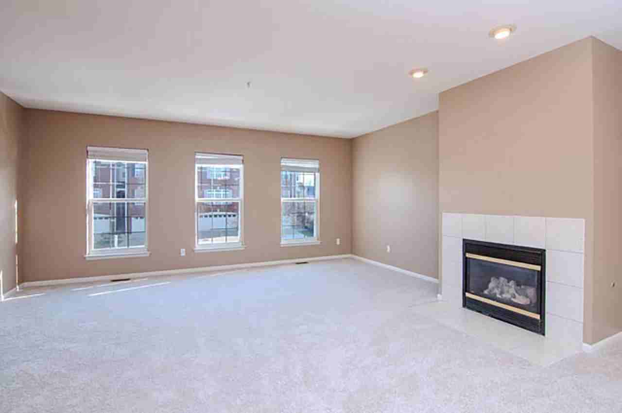 448 Cherry Orchard Rd - Photo 5 of 50