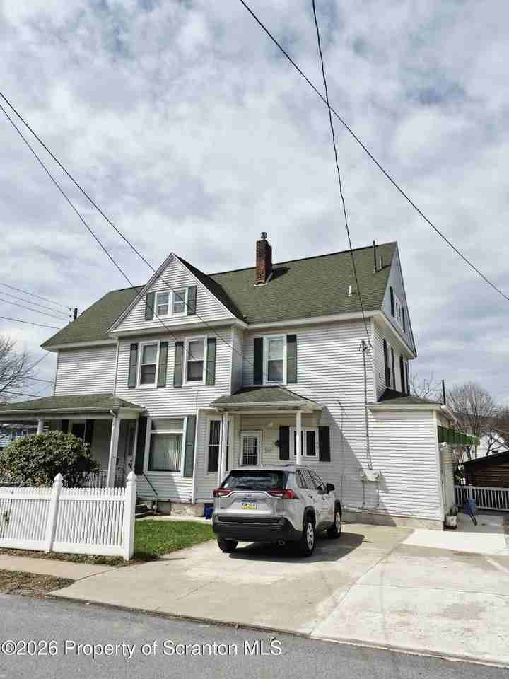 109 Salem Ave Unit 1fl - Photo 2 of 18