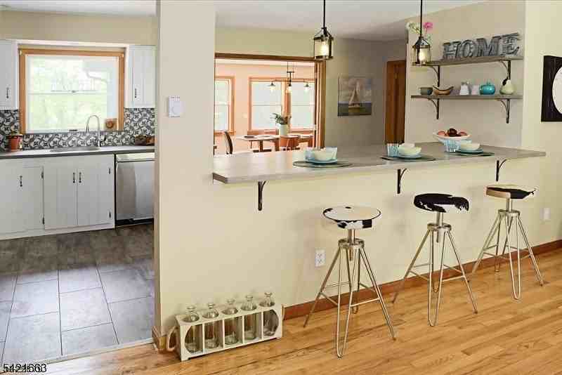 3 Lew May Dr - Photo 5 of 22