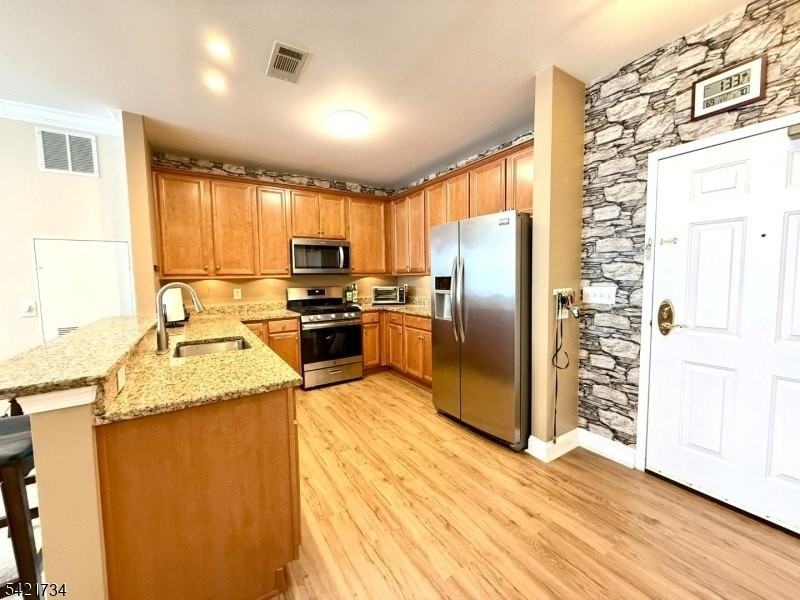 1213 Wharton Ct #1213 - Photo 3 of 16