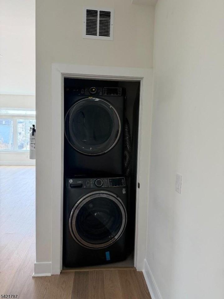 12 Nelson Pl - Photo 4 of 13