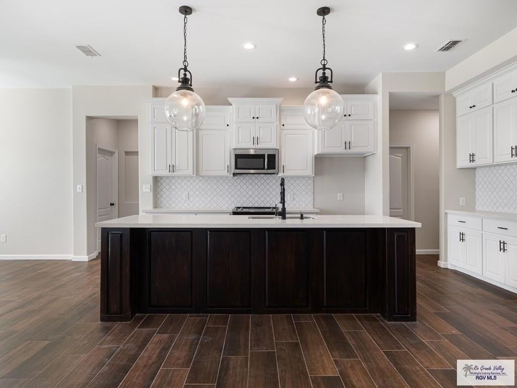 23756 Richmond Cir - Photo 3 of 30