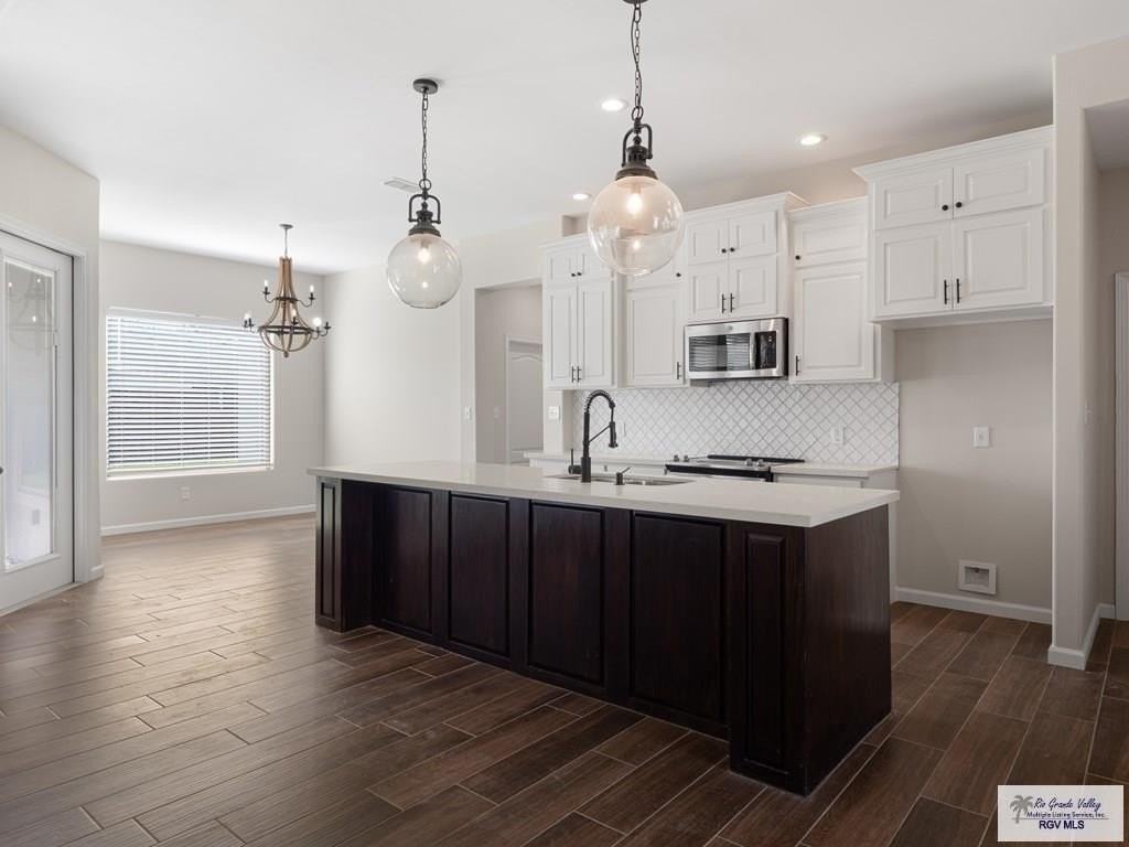 23756 Richmond Cir - Photo 4 of 30