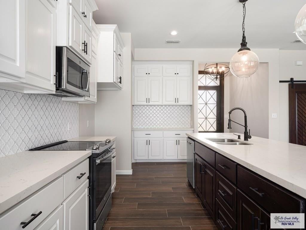 23756 Richmond Cir - Photo 5 of 30