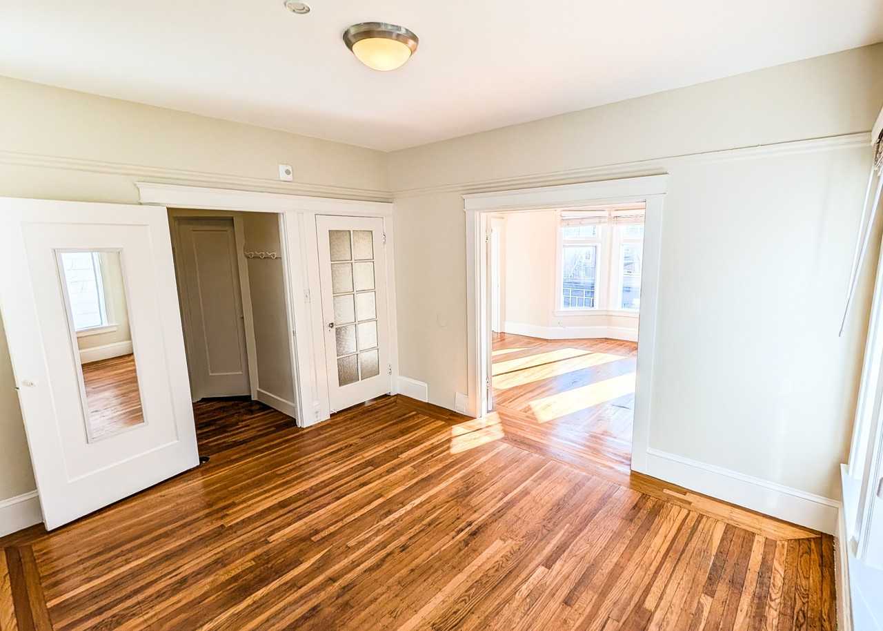 405 24th Avenue - Photo 5 of 12