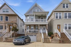 featured image of 187 Avenue C #1