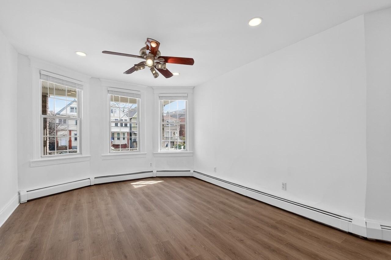 187 Avenue C #1 - Photo 6 of 19