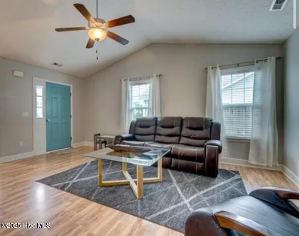 39 Preswick Dr - Photo 7 of 17