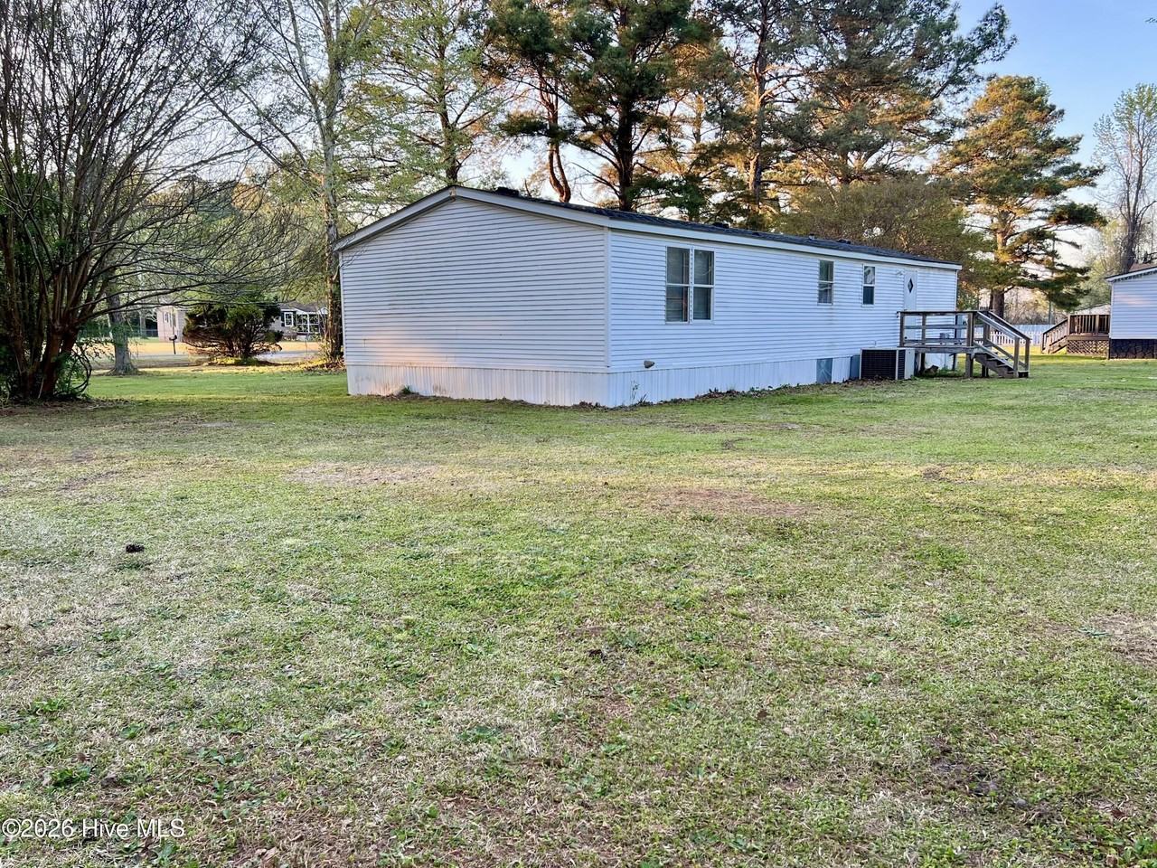 620 Godley Rd - Photo 4 of 18