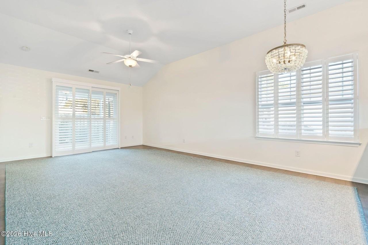 4238 Cherry Laurel Dr Se - Photo 7 of 36