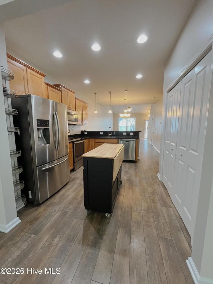 310 Bulkhead Bnd - Photo 6 of 21