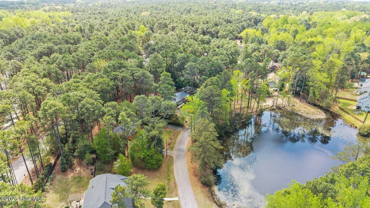 1055 Inverness Rd - Photo 2 of 50