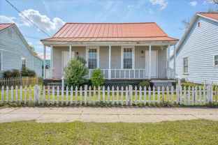 1606 Broad St - Photo 1 of 1