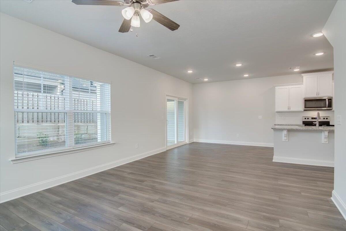 1201 Vail Dr - Photo 6 of 20