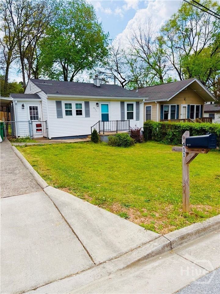 411 Benning St - Photo 2 of 6